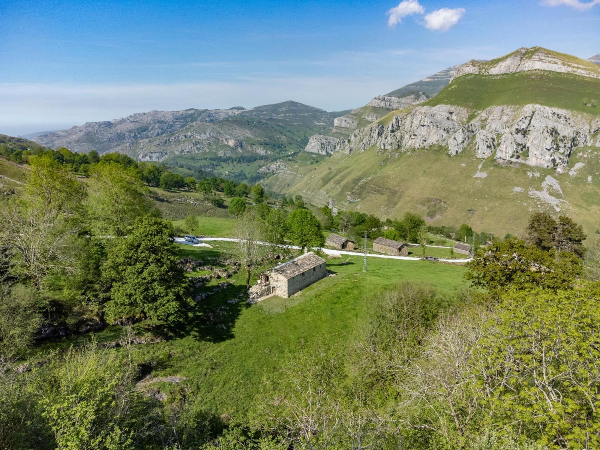 Vivienda Pasiega Lo Lucas 1920 San Roque de Riomiera Luaran gambar