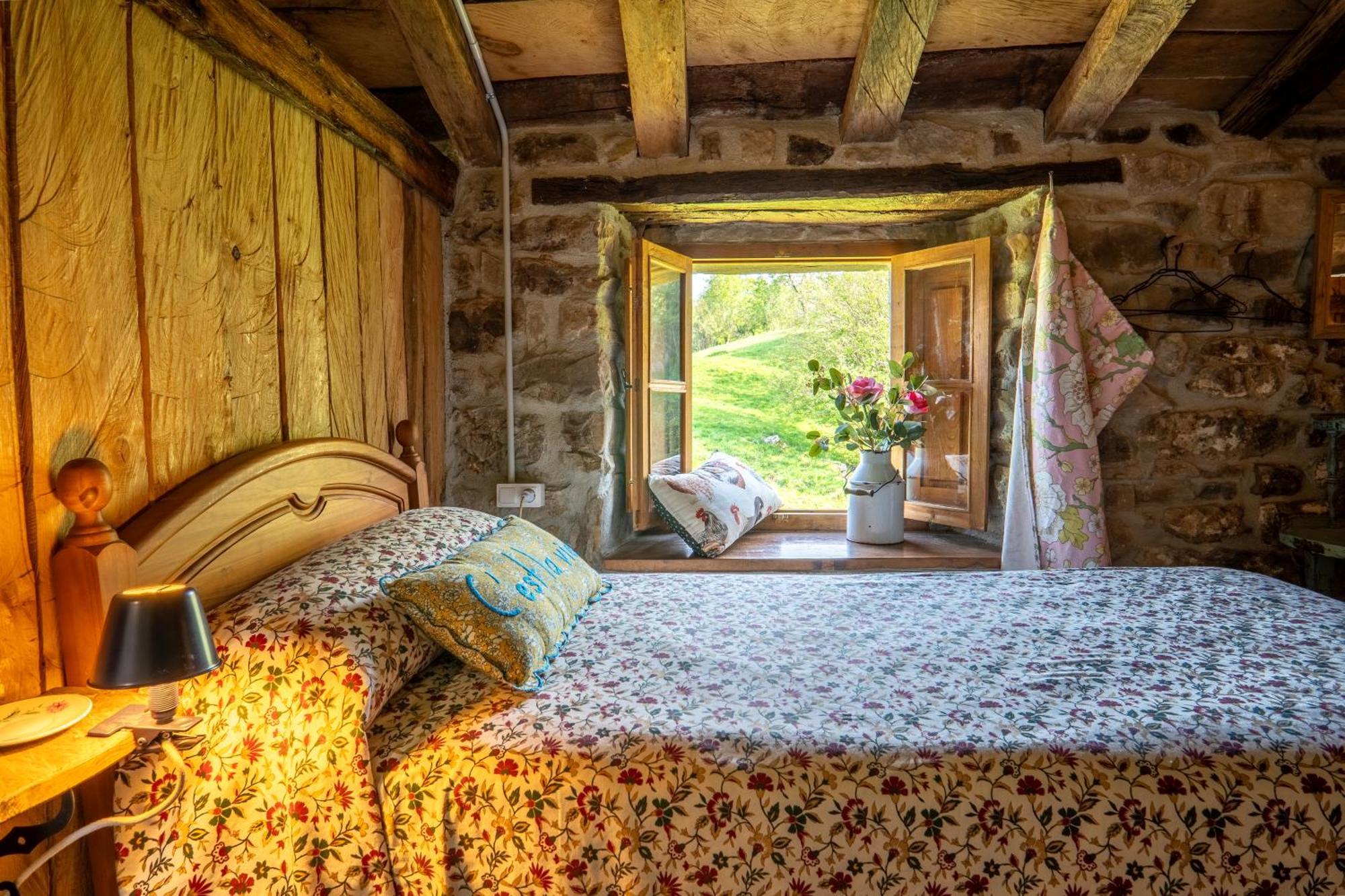 Vivienda Pasiega Lo Lucas 1920 San Roque de Riomiera Luaran gambar